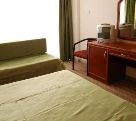 Olivera ホテル 3*